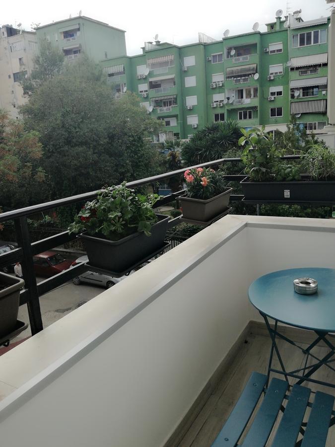 Absolute Blloku Apartment Tirana Buitenkant foto