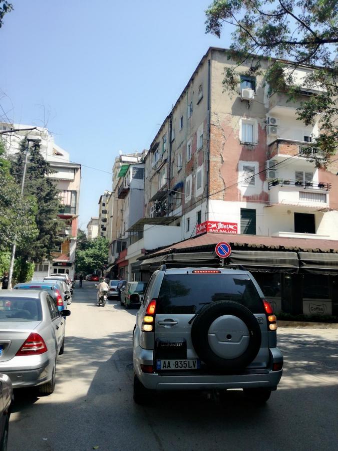 Absolute Blloku Apartment Tirana Buitenkant foto